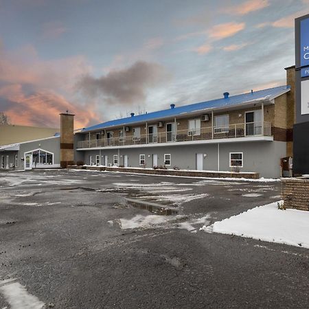 Motel Et Condo Chez Charley Sainte-Anne-de-Beaupré Exterior foto